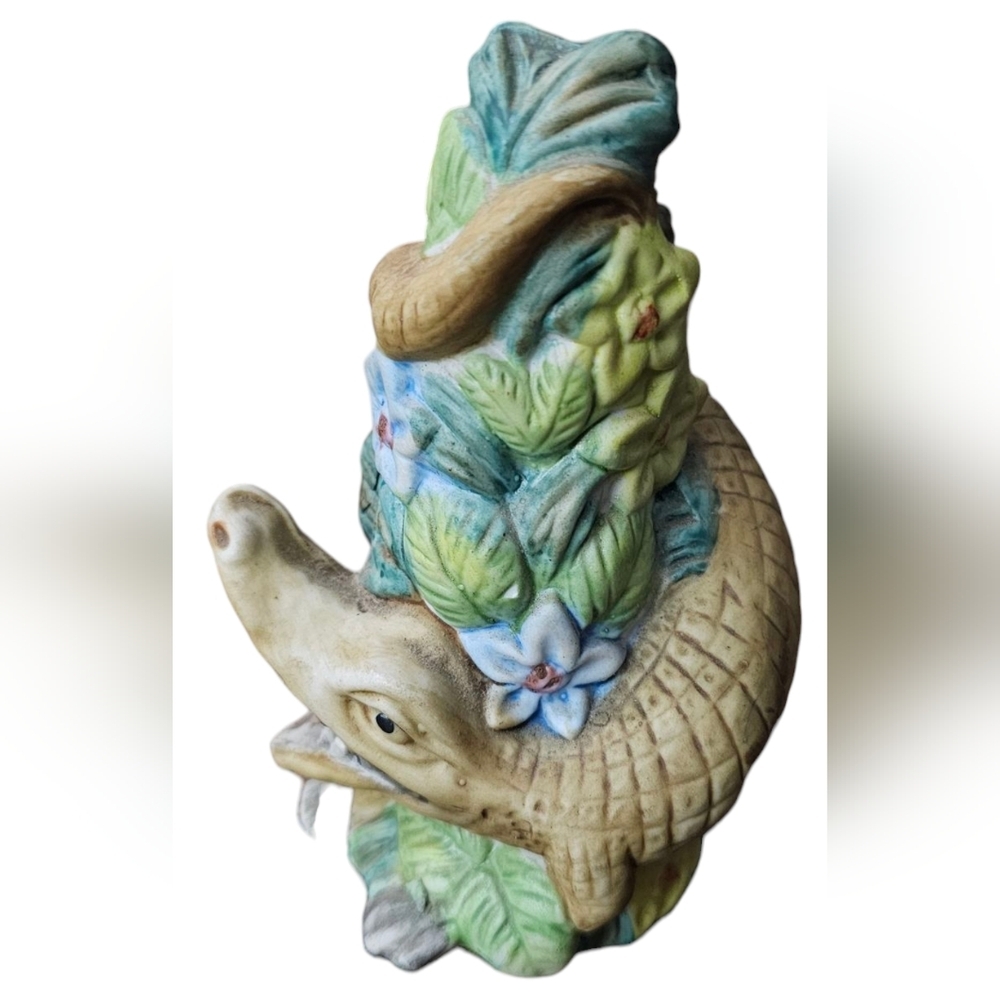 Vintage - Decorative Reptile Alligator Tropical Floral Bell Hand Painted​ - Picture 4 of 6